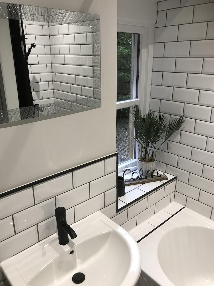 Exclusive House, Private Bathroom (North lodge 1) photo 3