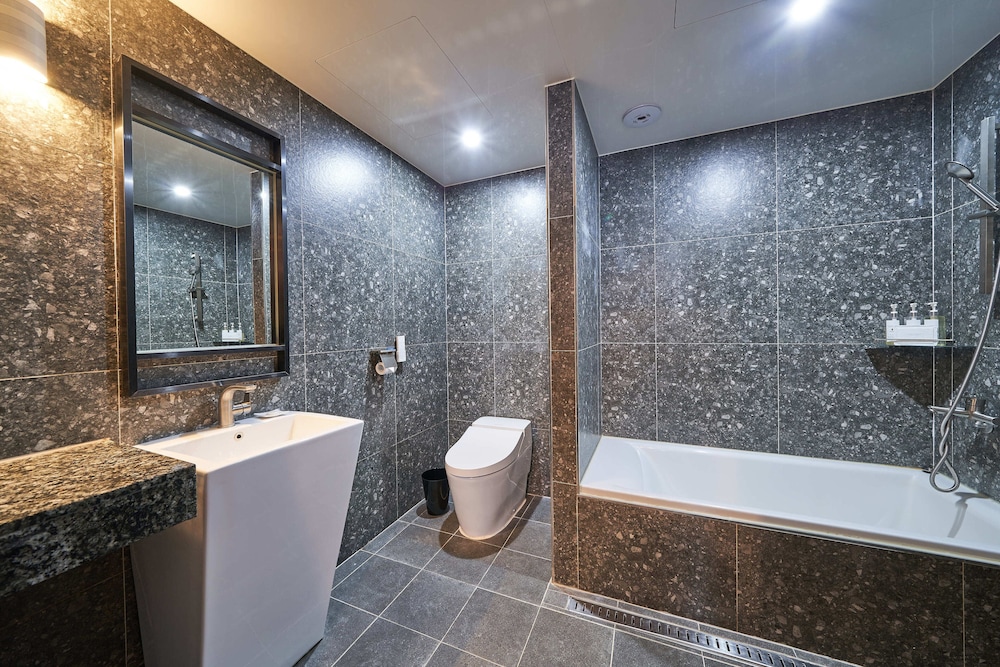 Deluxe Double Room - Photo 3