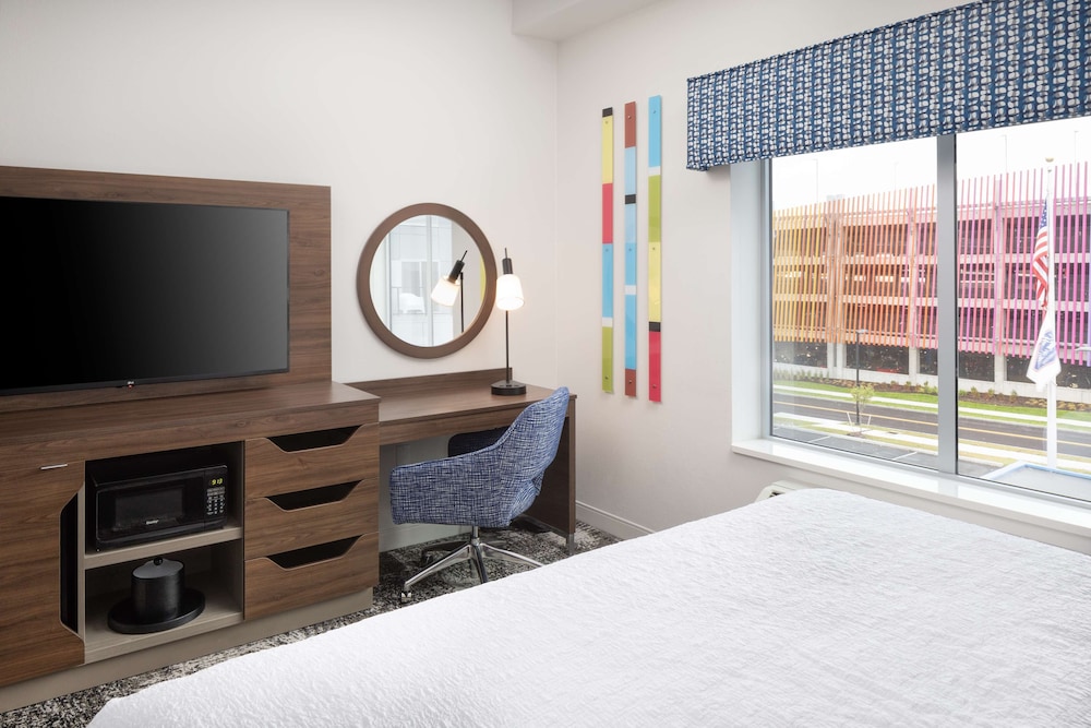 Studio, 1 King Bed, Accessible (Hearing) - Photo 2