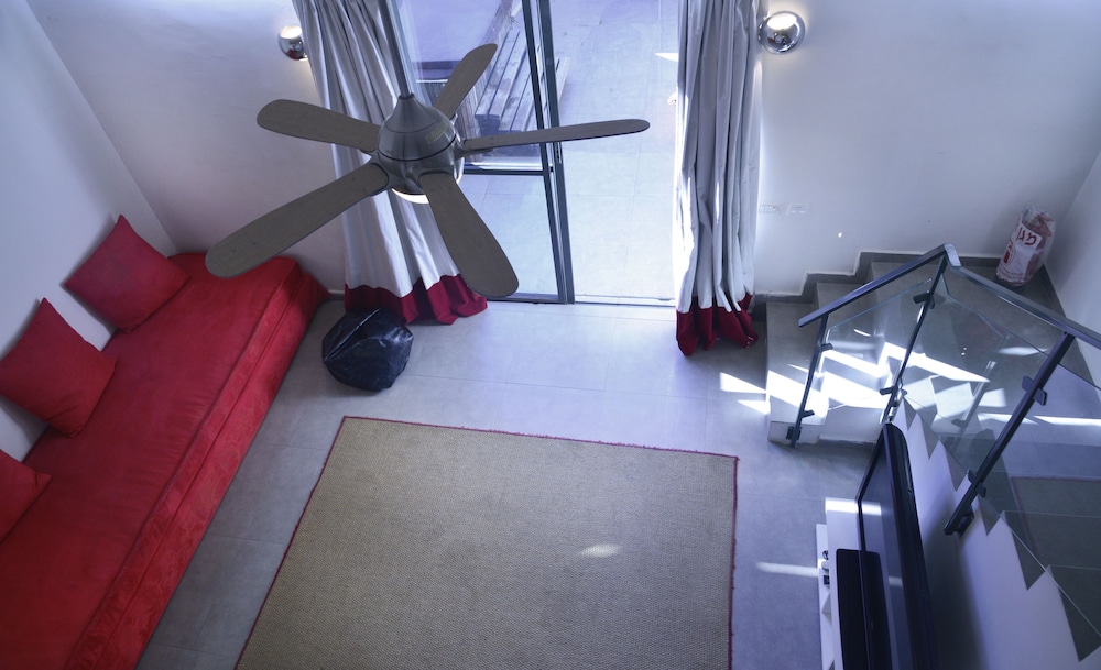 Deluxe Duplex photo 3