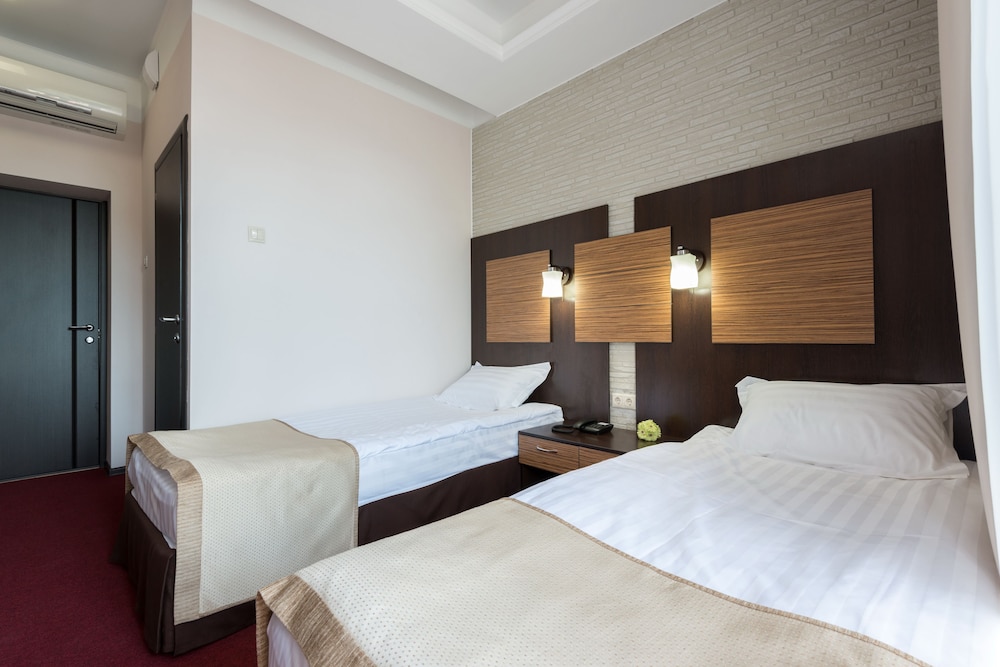 Comfort Twin Room photo 2