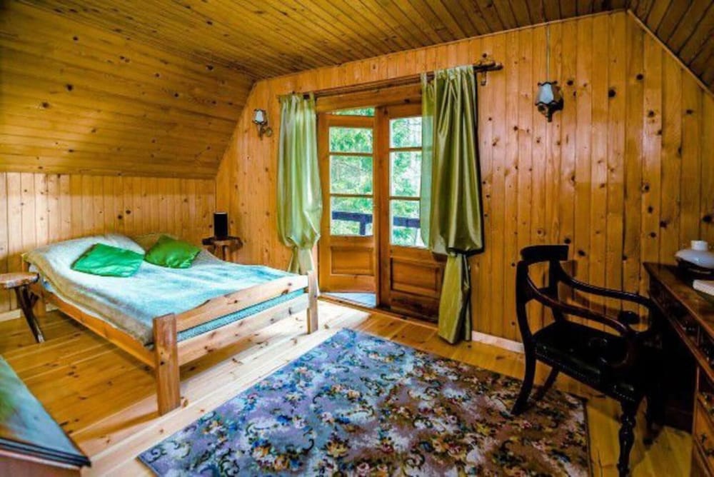 Cabin photo 1