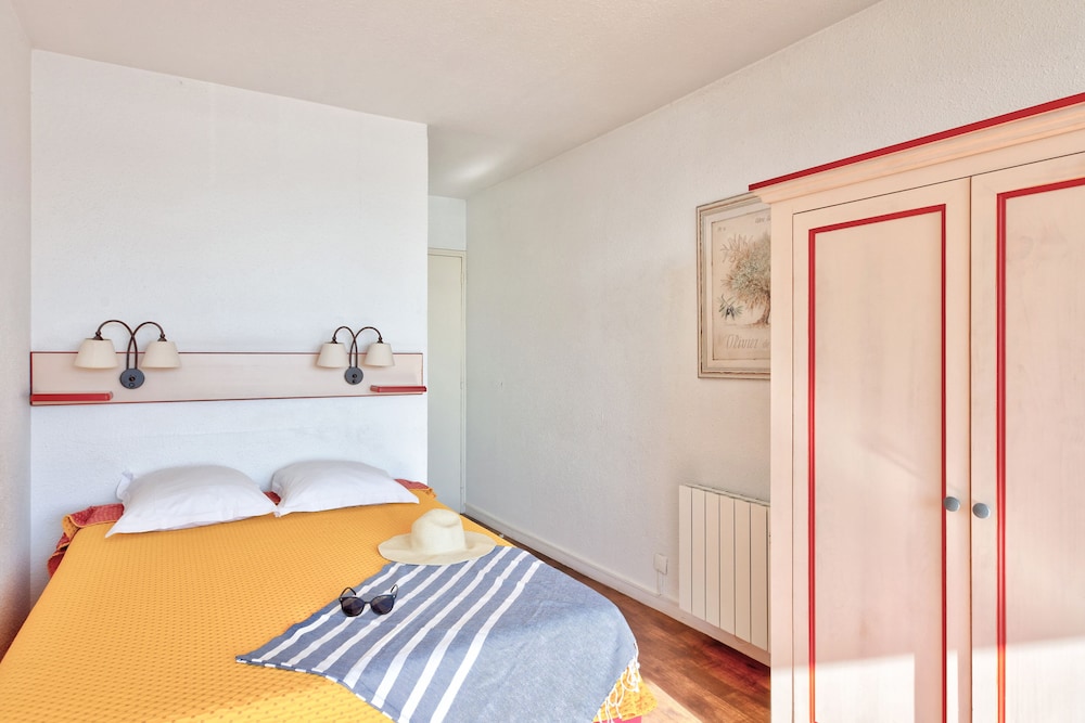 Studio 6 personnes - 1 coin nuit - Balcon Standard Eco photo 1