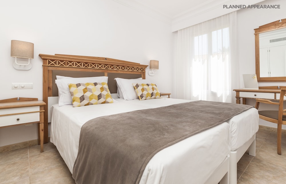 Superior Apartment, Multiple Beds, Balcony - Photo 4