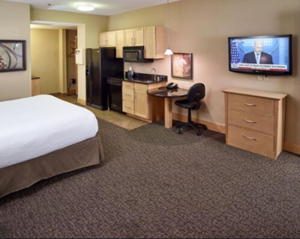 Executive Room, 1 King Bed, Accessible, Non Smoking - Photo 4