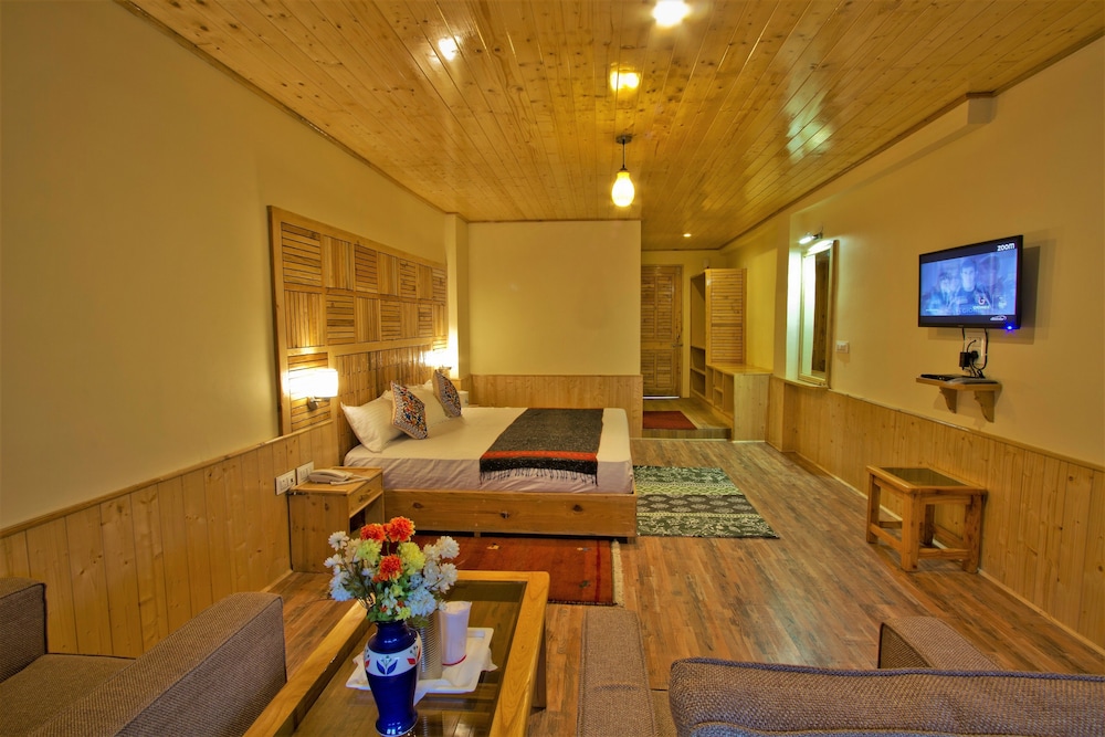 Exclusive Royal Queen Suite