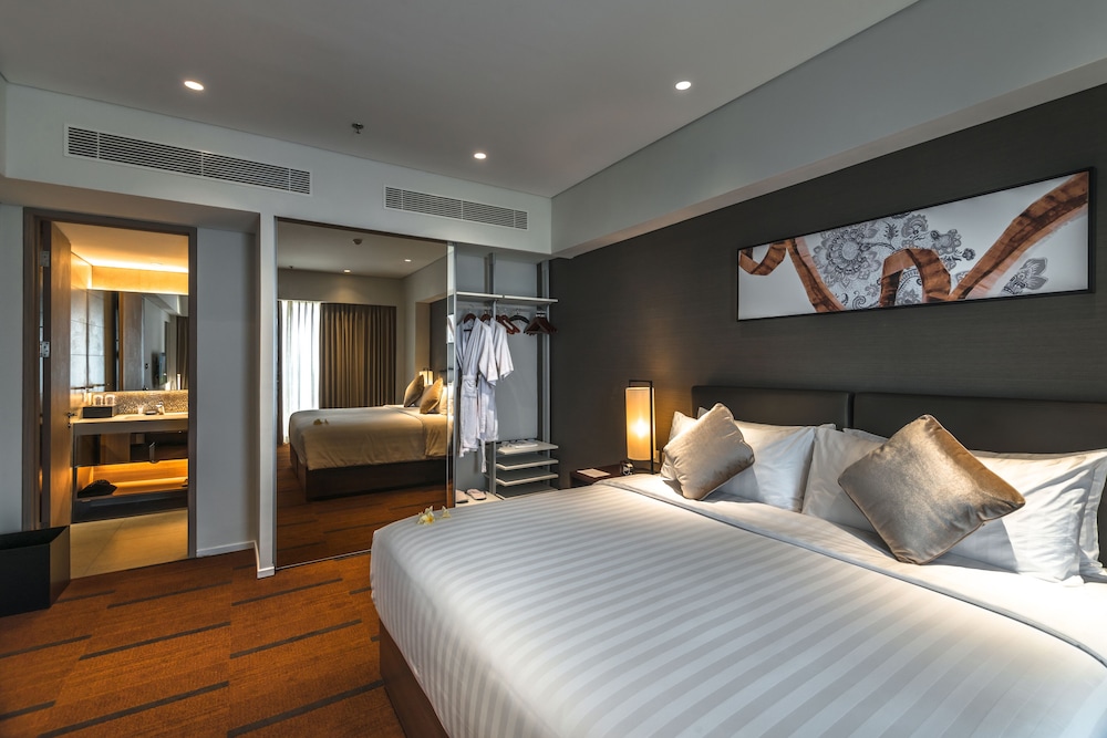 Premier Suite, 1 Bedroom photo 2