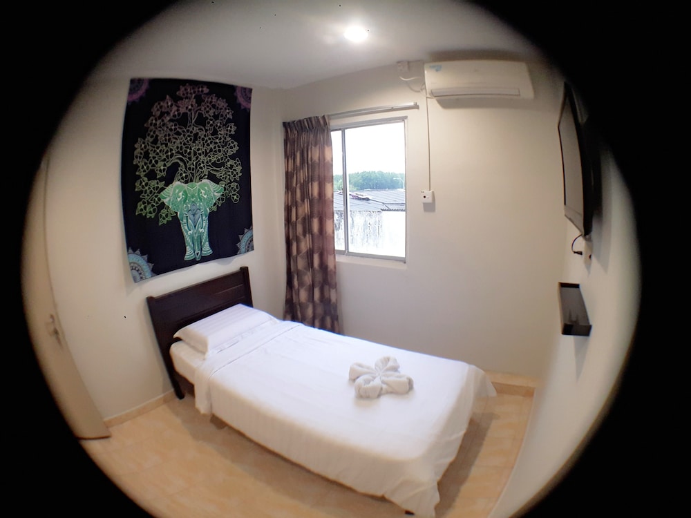 Single Room photo 2