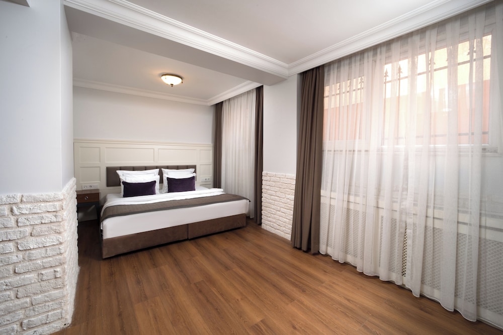 Economy Apartment