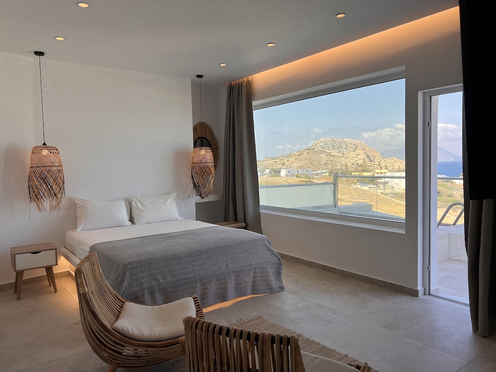 Grand Suite, Private Pool, Sea View photo 1