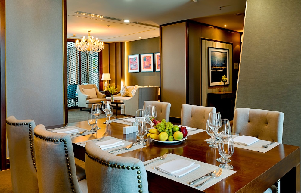PRESIDENTIAL SUITE photo 3