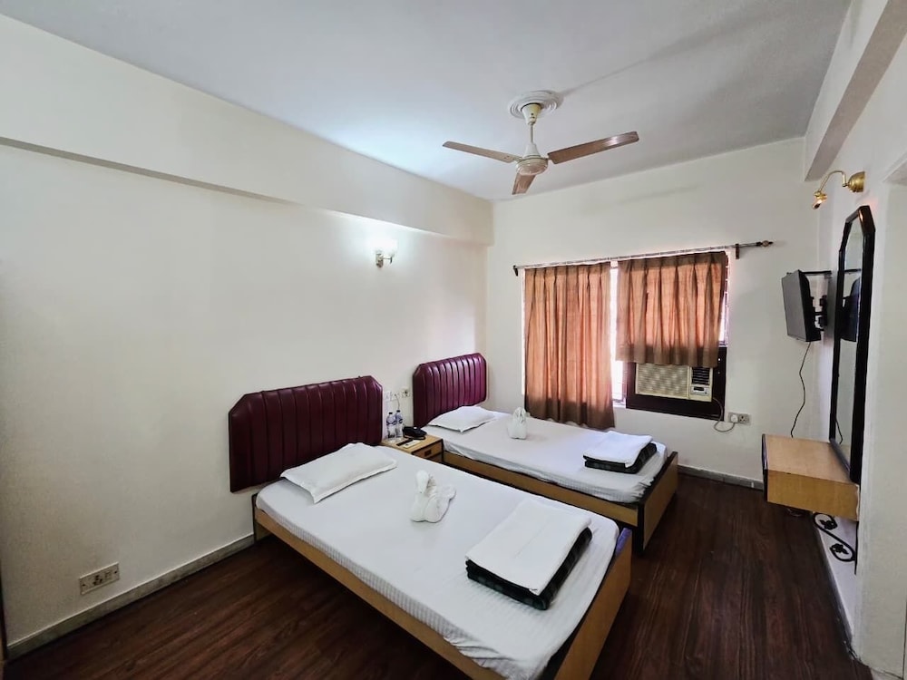 Standard Double Room, City View