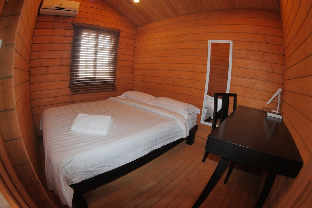 Deluxe Queen Room photo 1
