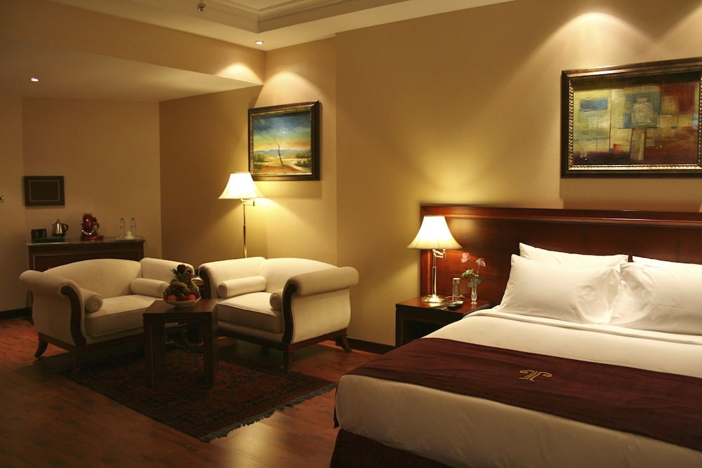 Trianon Hotel — photo 154