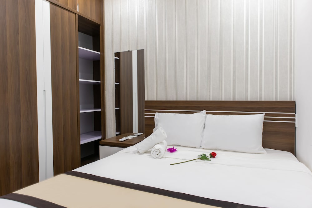 Deluxe Apartment, 2 Bedrooms, Balcony, Beachfront