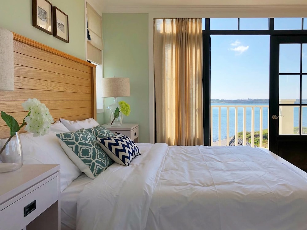 Premium Quadruple Room, 2 Double Beds, Balcony, Beachfront