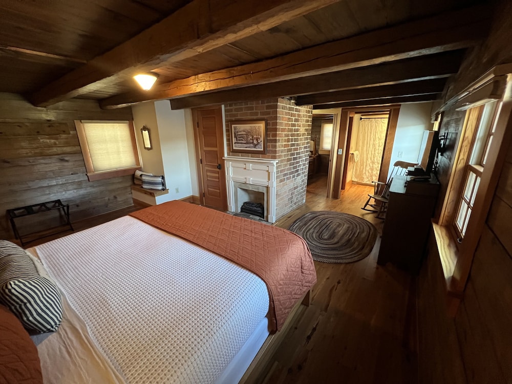 Family Double Room, Ensuite (The Homestead Suite) photo 1