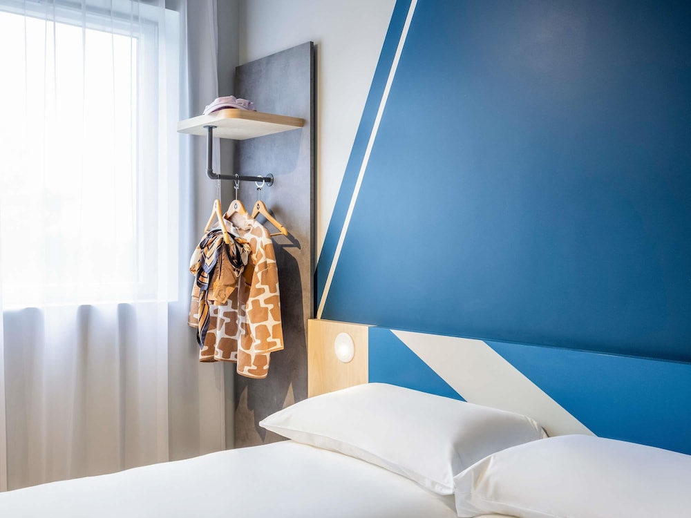 Standard Room, 2 Twin Beds photo 1