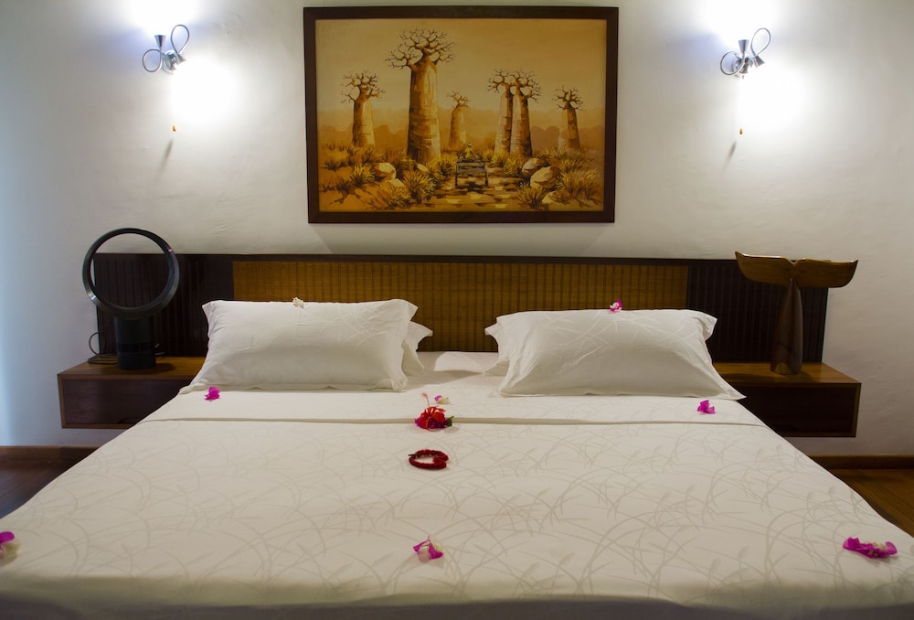 Deluxe Suite, Sea View photo 2