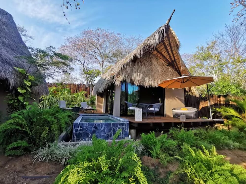 Suite Junior, 1 cama King, piscina privada, vista a la laguna