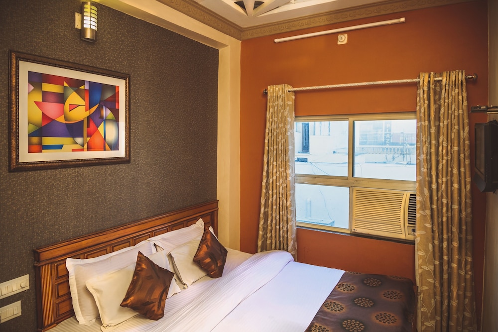 Standard Double Room, 1 King Bed, Accessible, Smoking