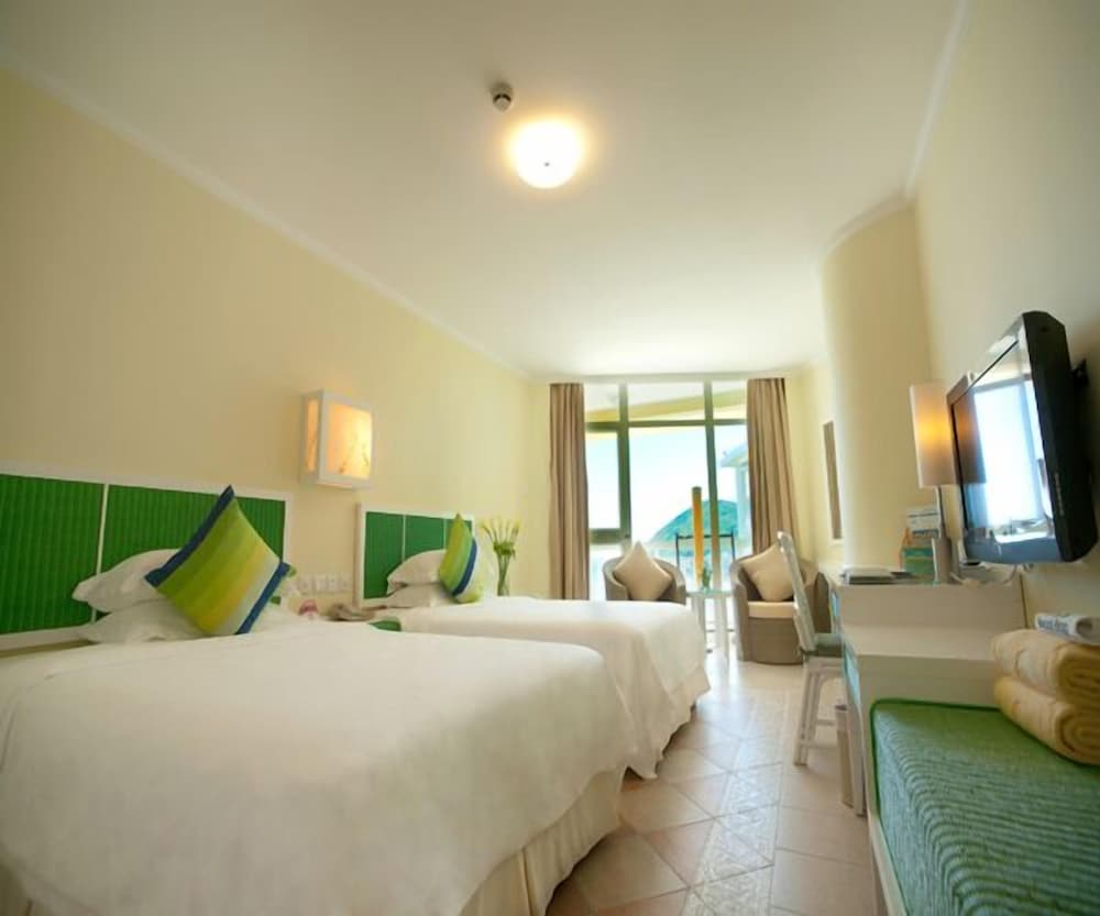 Deluxe Room, Ocean View photo 1