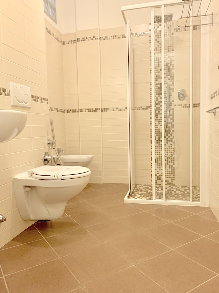 Classic Triple Room - Photo 4