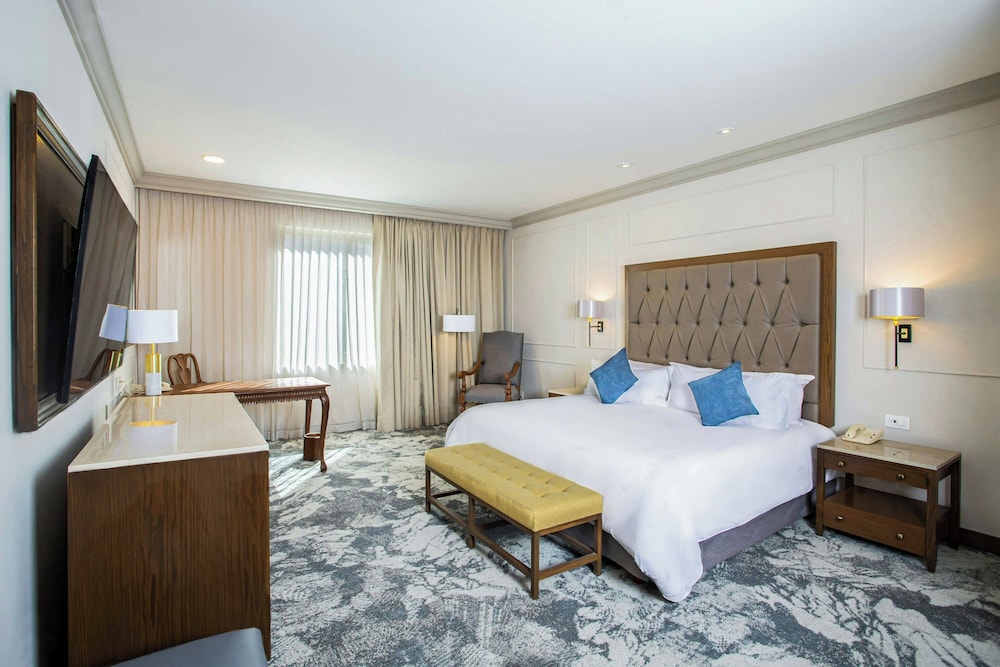 Grand Suite, 1 Bedroom - Photo 2