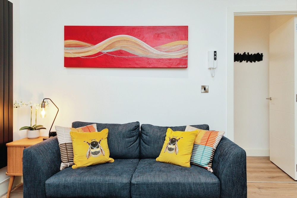 Apartment photo 3
