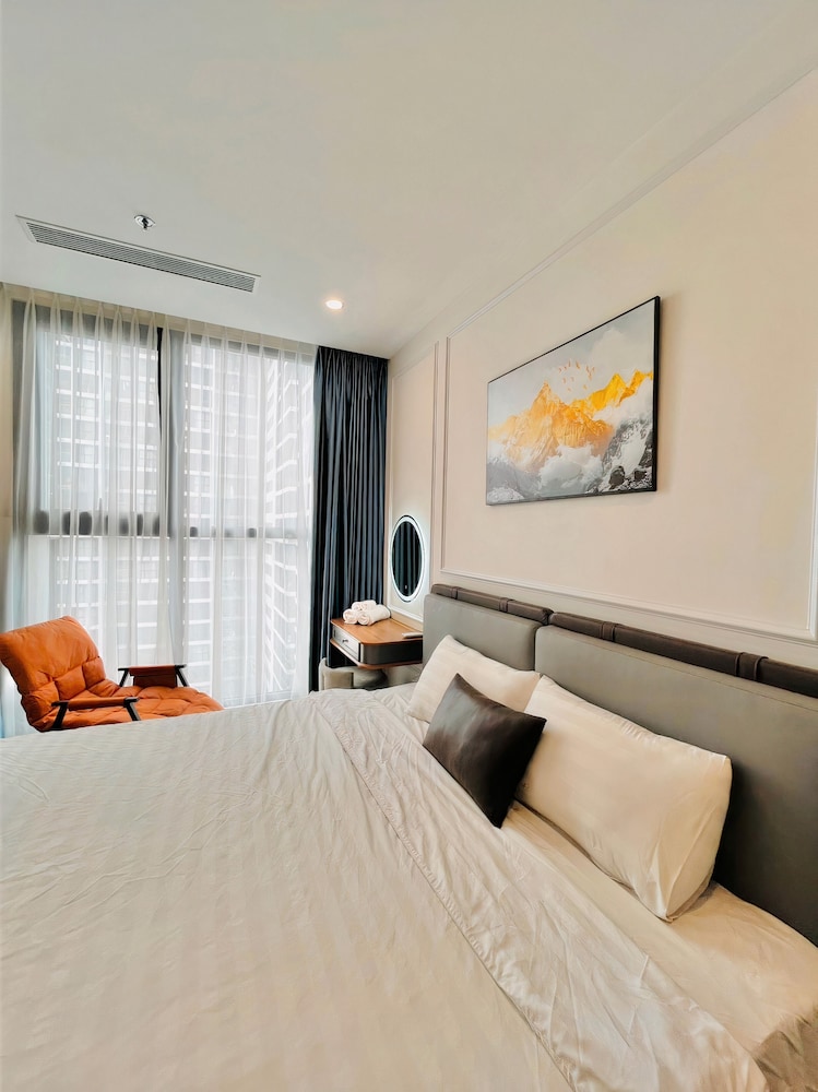 Basic Double or Twin Room, Balcony