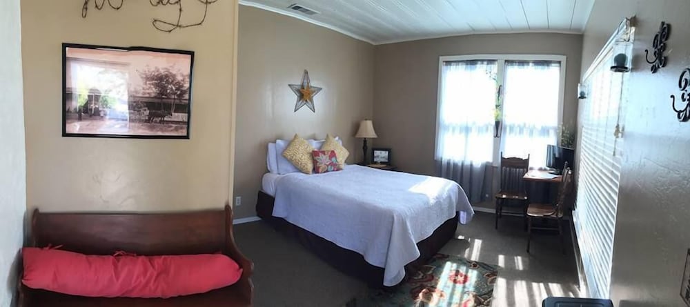 Traditional Room photo 3