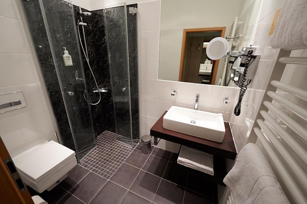 Double Room, Lakeside photo 3