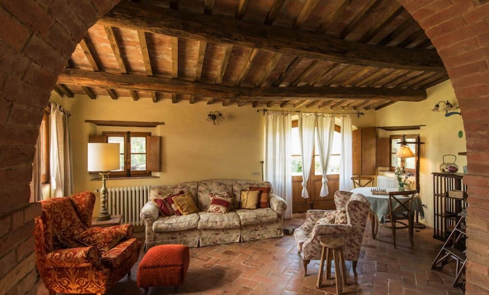 Villa, 6 Bedrooms photo 2