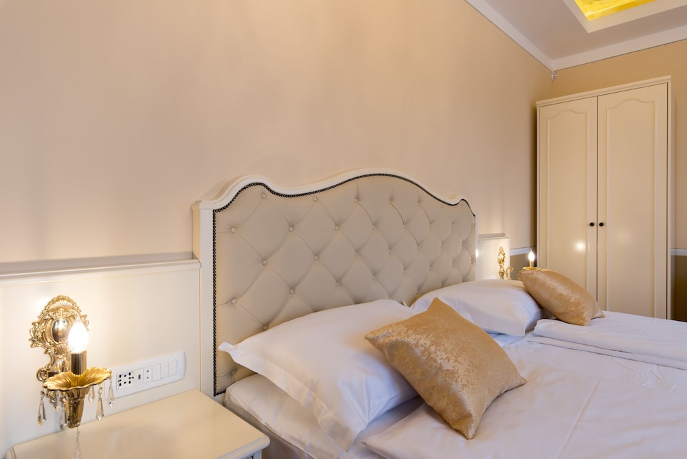 Deluxe Double Room, City View photo 3