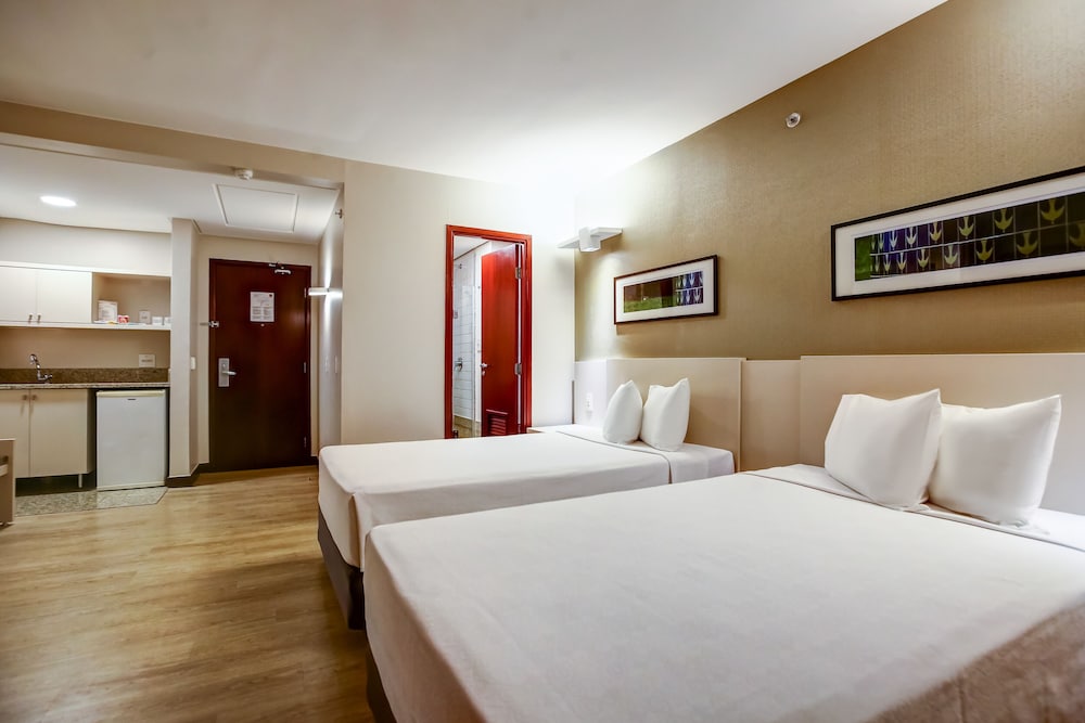 Luxury Suite, 2 Twin Beds, Non Smoking - Photo 6