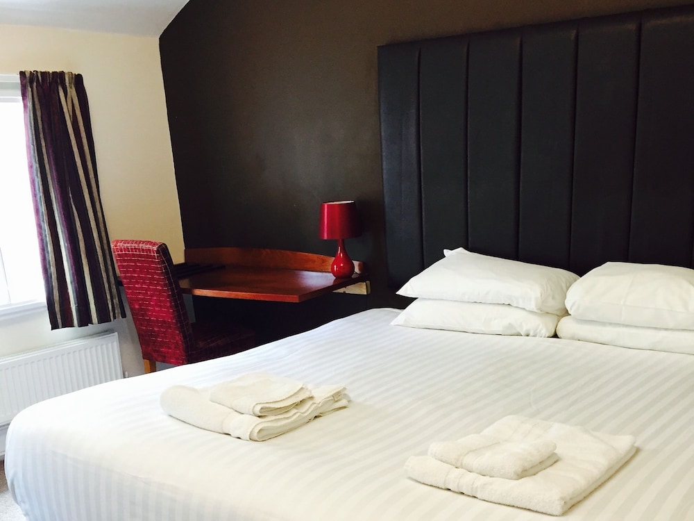 Suite, Ensuite photo 2