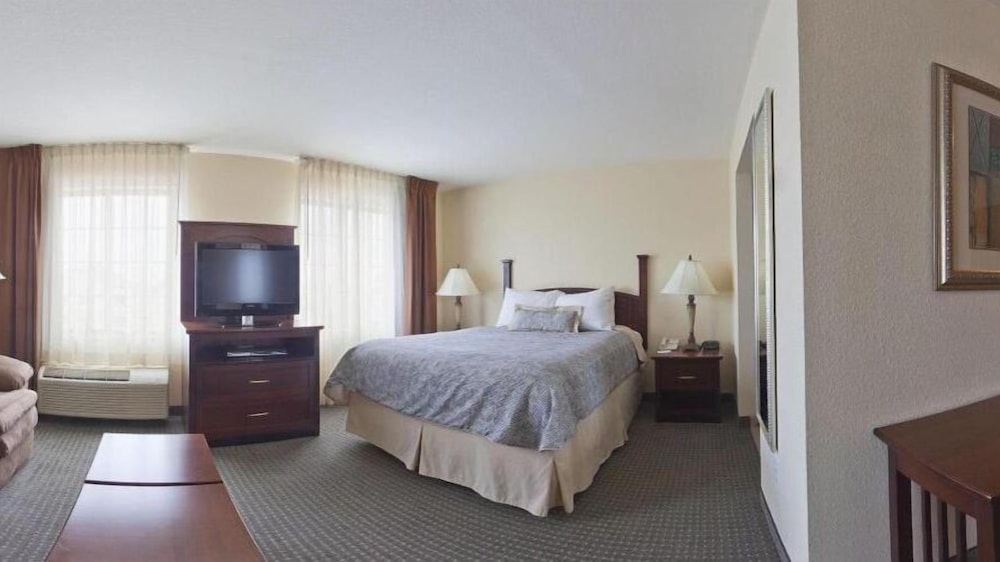 Studio Suite, 1 Double Bed, Accessible, Kitchen (Communications) - Photo 3