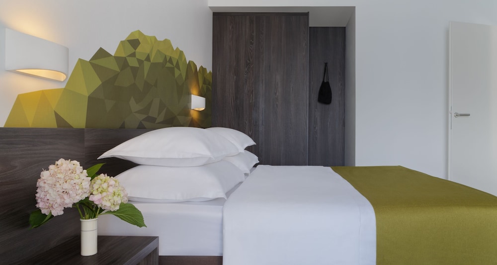 Suite, balcony - Photo 4
