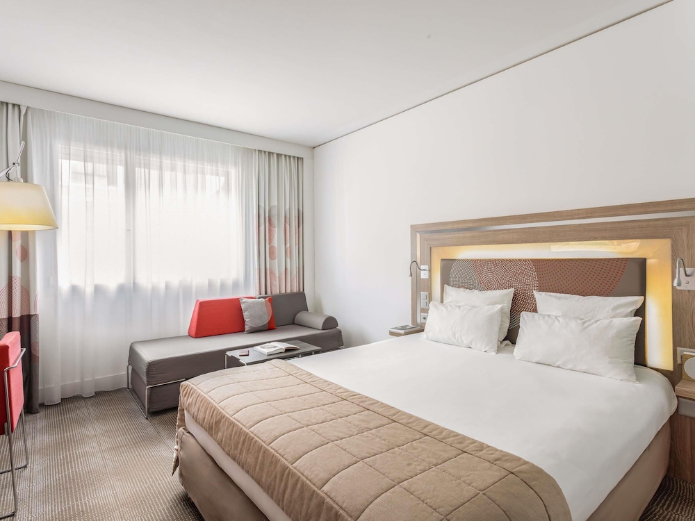 Superior Room, 1 Queen Bed, Accessible, Non Smoking - Photo 4