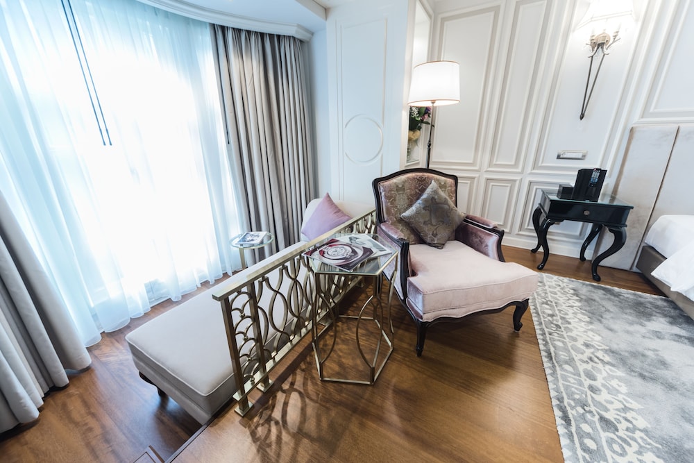 Luxury Room photo 2