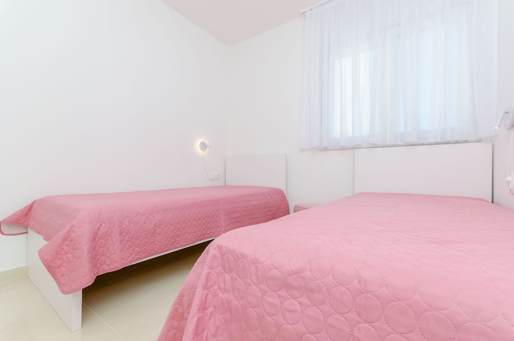 Apartment (A1) photo 1