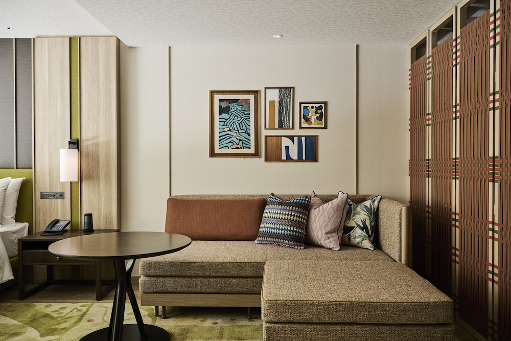 Suite, 2 Twin Beds