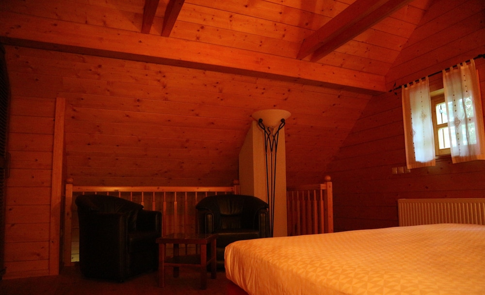 Comfort Duplex, 1 King Bed, Park View photo 2