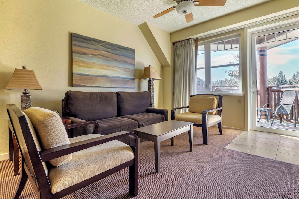 2 BEDROOM 1 KING 2 QUEENS LOCK-OFF SUITE - Photo 6