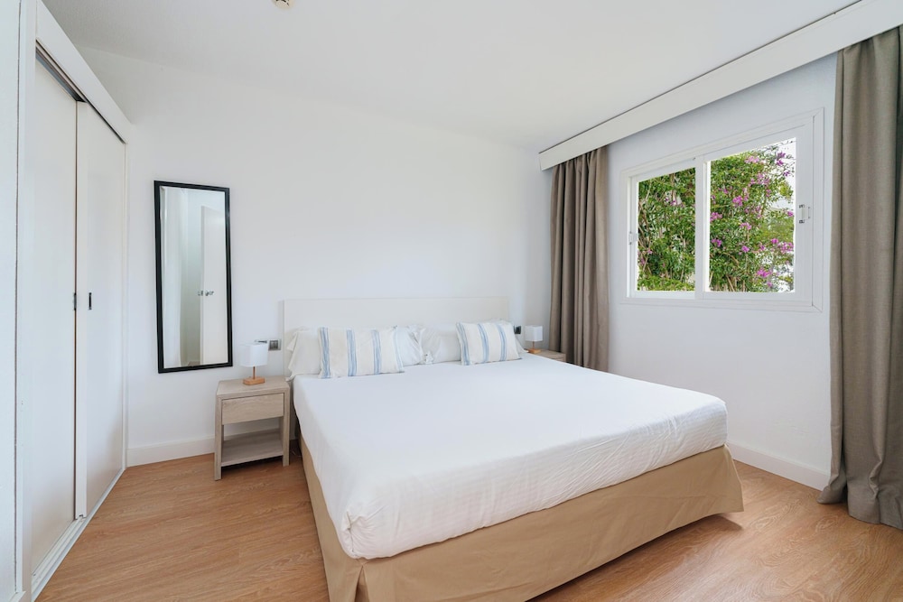 Apartment, 1 Bedroom, Balcony (2 adults+ 1 child) photo 3