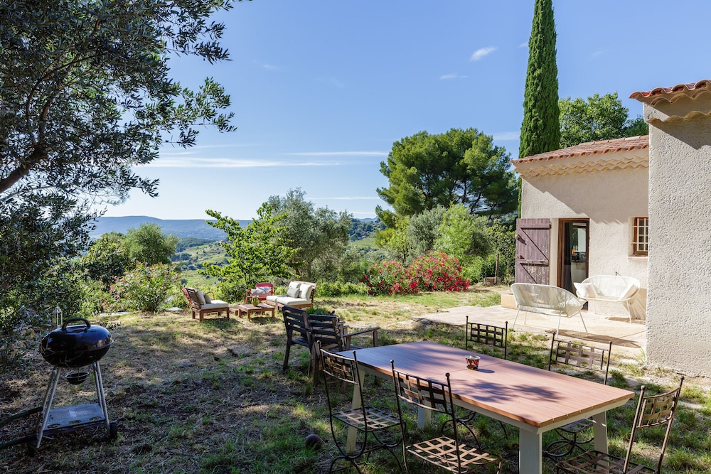 Family House, Ensuite, Vineyard View photo 3