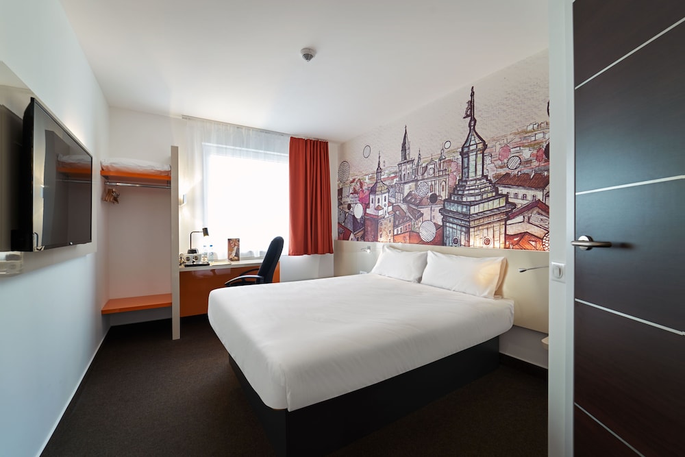 Standard Double Room - Photo 4