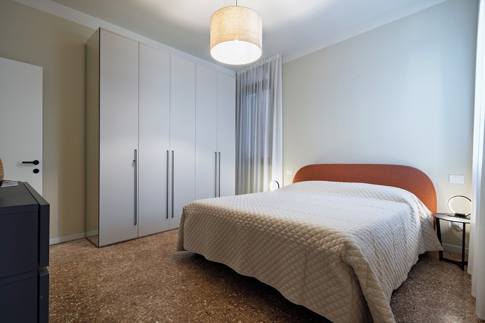 Exclusive Apartment, 2 Bedrooms photo 2