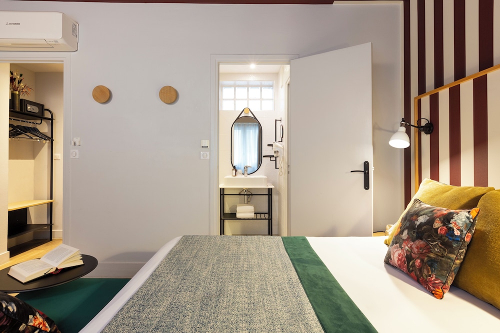Superior Room - Photo 3
