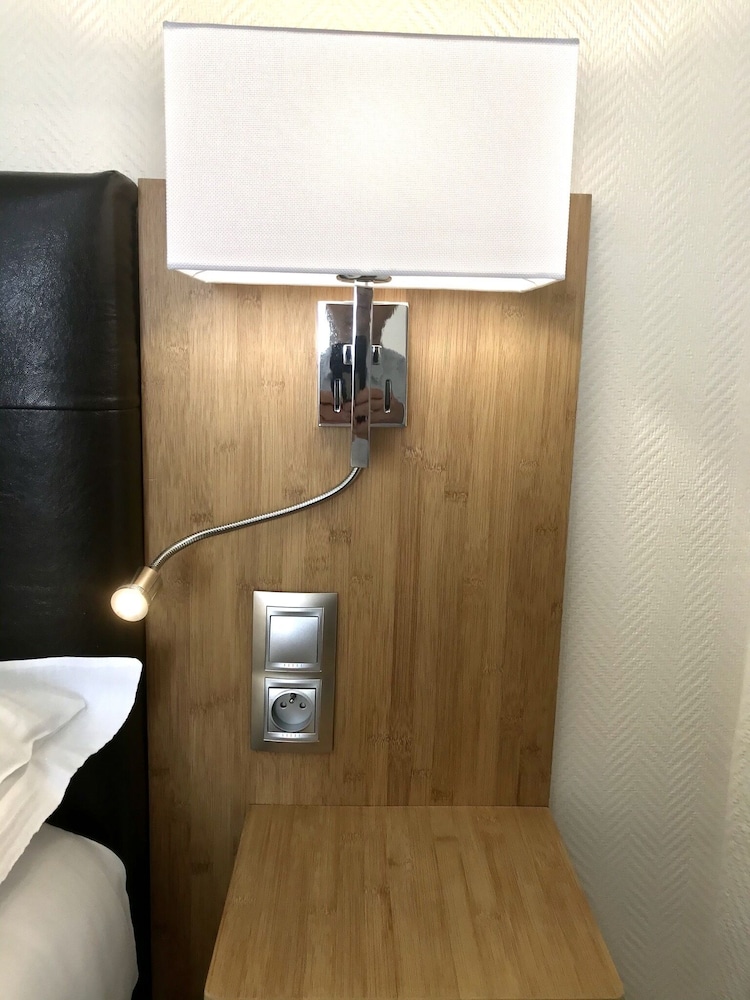 Comfort Double Room, Private Bathroom - Photo 9